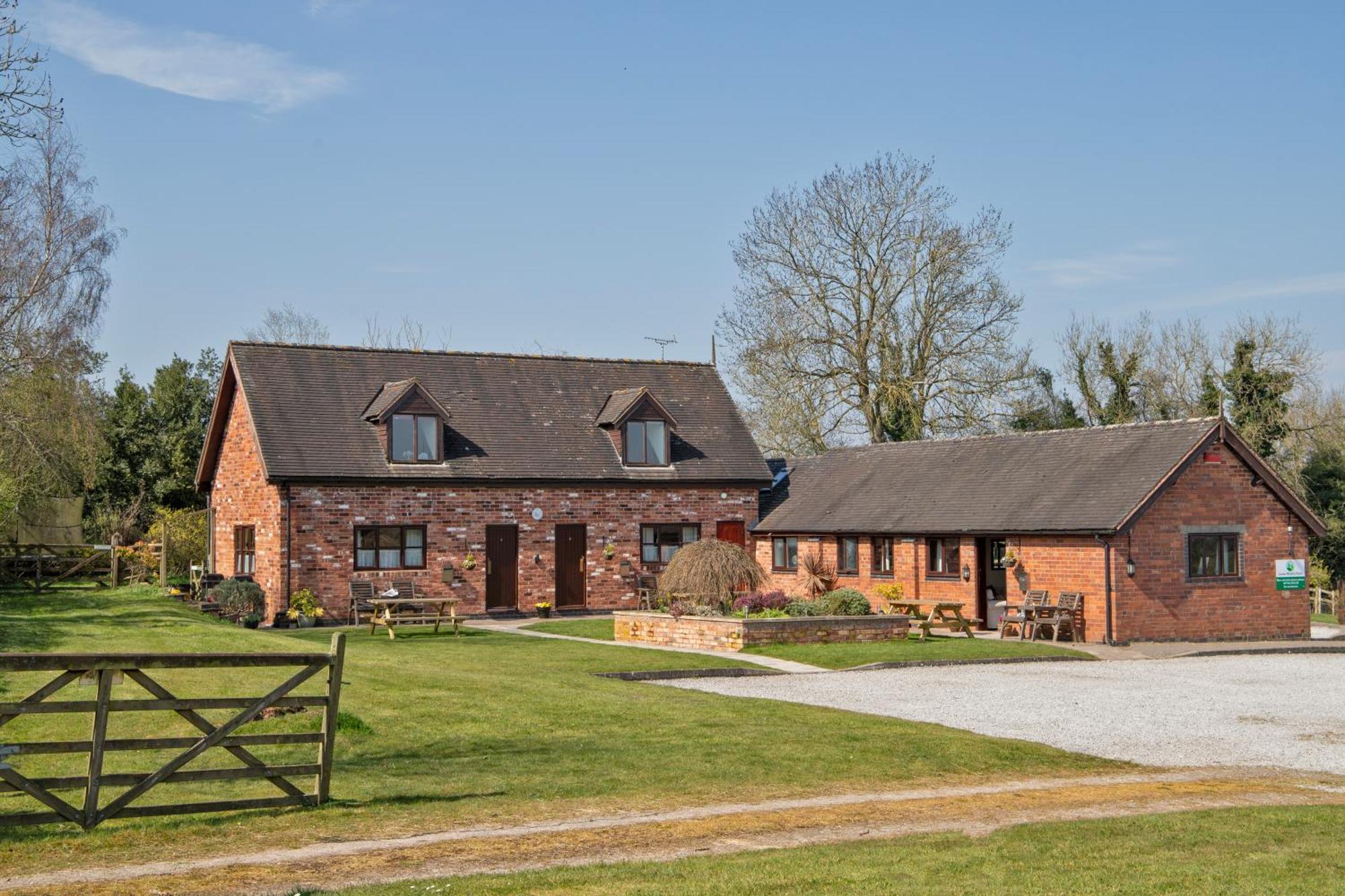 Charlie'S Cottage With Alpacas And 7Mins Drive To Alton Towers Denstone Luaran gambar